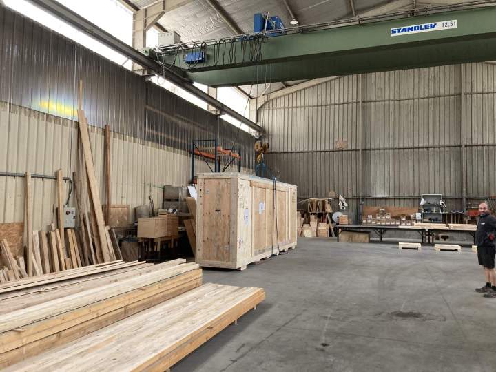 Emballage industriel sur mesure en bois plein Normes NIMP15  Manipulable sur pont Roulant 12,5t